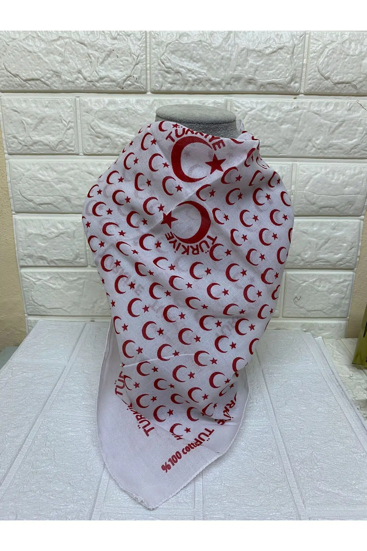 MODAVALS 29 EKİM 23 NİSAN 19 MAYIS 30 AĞUSTOS UNISEX AY YILDIZ ve TÜRKİYE YAZILI PAMUK KUMAŞ FULAR BANDANA-BEYAZ KIRMIZI