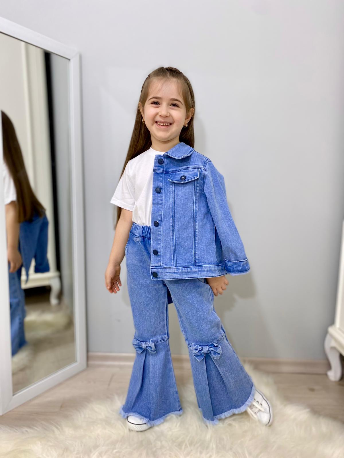 MODAVALS FİYONK DETAYLI İSPANYOL PAÇA KOT PANTOLON & KOT CEKET & BADİ KIZ ÇOCUK KOMBİN MODAVALS FİYONK DETAYLI İSPANYOL PAÇA KOT PANTOLON & KOT CEKET & BADİ KIZ ÇOCUK KOMBİN
