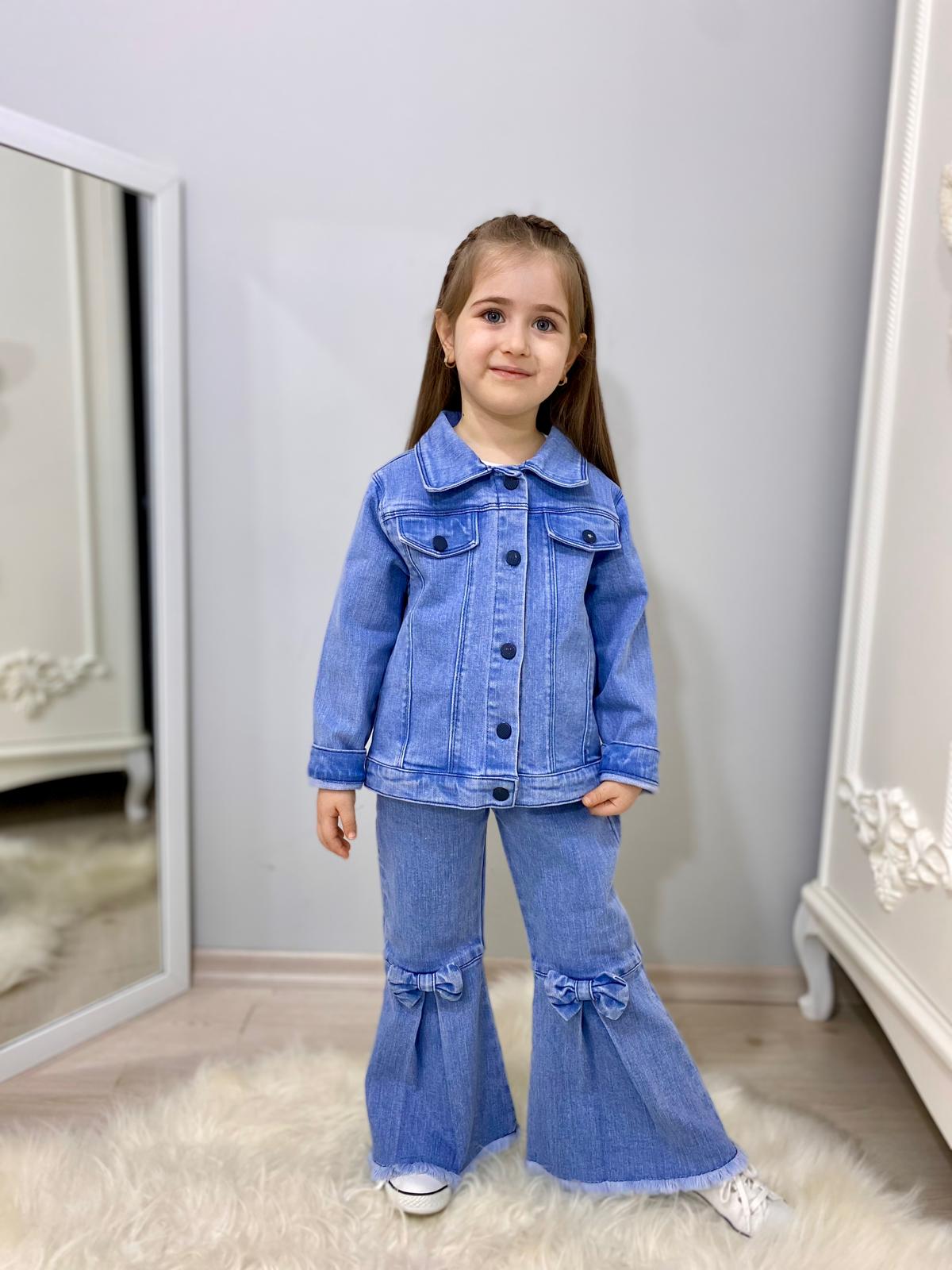 MODAVALS FİYONK DETAYLI İSPANYOL PAÇA KOT PANTOLON & KOT CEKET & BADİ KIZ ÇOCUK KOMBİN MODAVALS FİYONK DETAYLI İSPANYOL PAÇA KOT PANTOLON & KOT CEKET & BADİ KIZ ÇOCUK KOMBİN