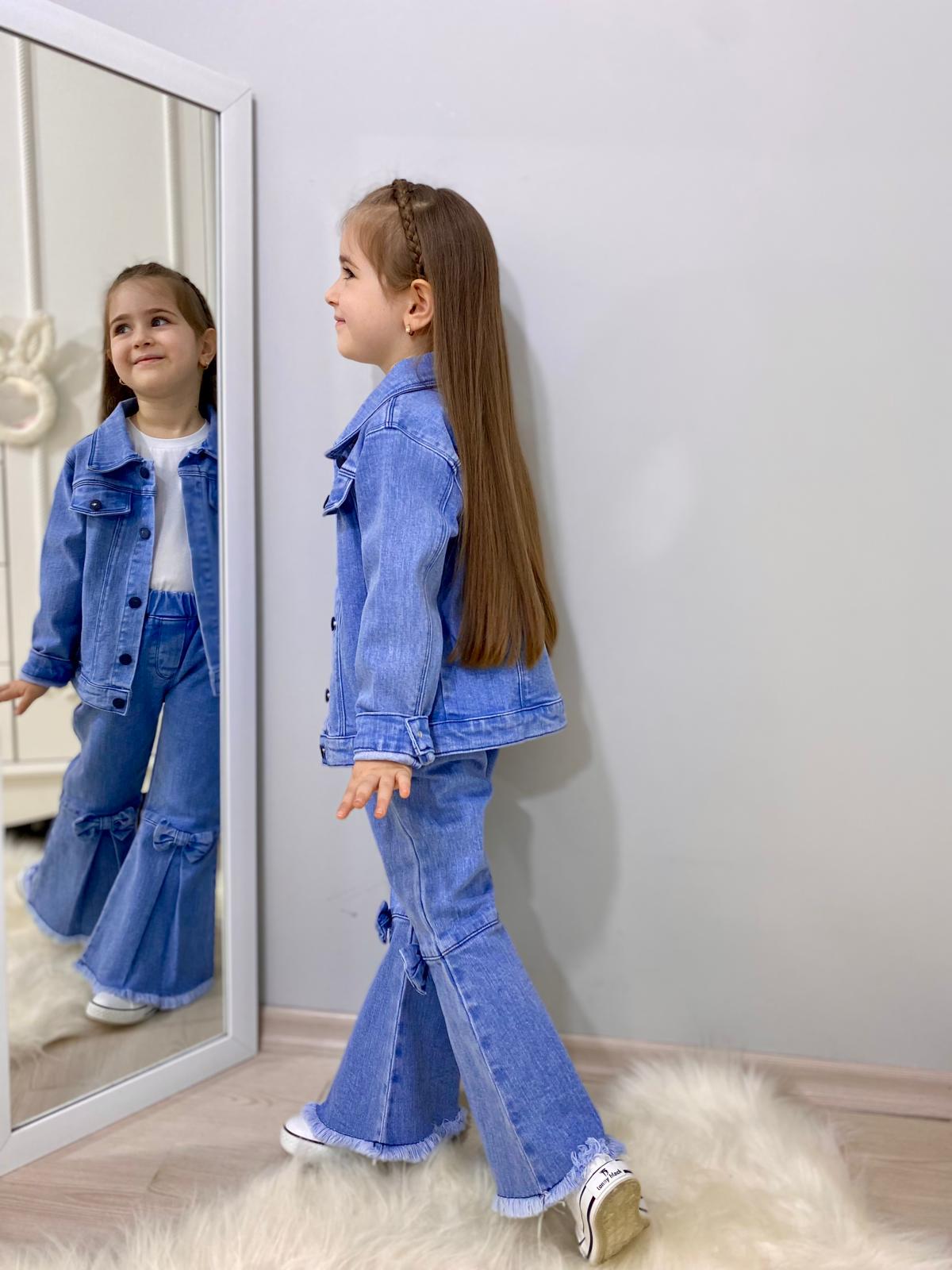MODAVALS FİYONK DETAYLI İSPANYOL PAÇA KOT PANTOLON & KOT CEKET & BADİ KIZ ÇOCUK KOMBİN MODAVALS FİYONK DETAYLI İSPANYOL PAÇA KOT PANTOLON & KOT CEKET & BADİ KIZ ÇOCUK KOMBİN