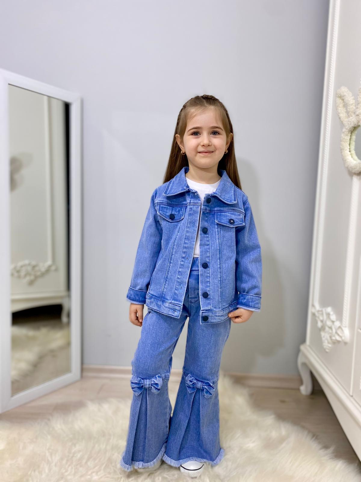 MODAVALS FİYONK DETAYLI İSPANYOL PAÇA KOT PANTOLON & KOT CEKET & BADİ KIZ ÇOCUK KOMBİN MODAVALS FİYONK DETAYLI İSPANYOL PAÇA KOT PANTOLON & KOT CEKET & BADİ KIZ ÇOCUK KOMBİN