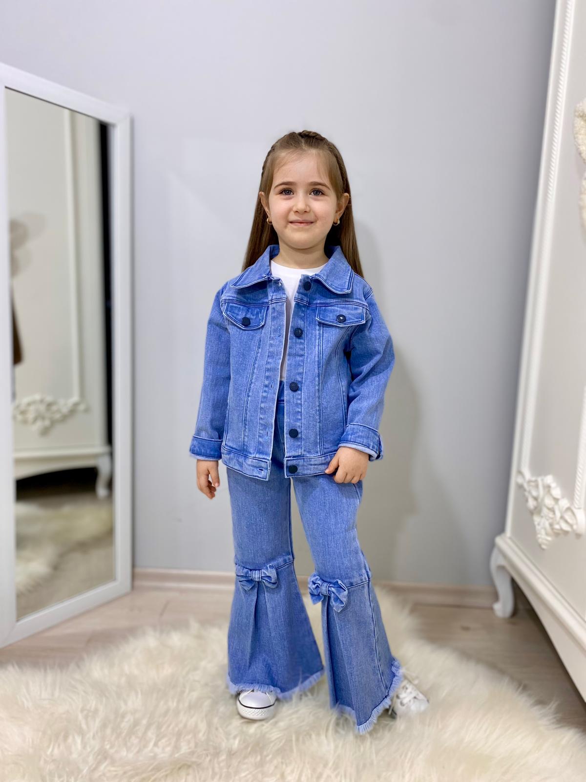 MODAVALS FİYONK DETAYLI İSPANYOL PAÇA KOT PANTOLON & KOT CEKET & BADİ KIZ ÇOCUK KOMBİN MODAVALS FİYONK DETAYLI İSPANYOL PAÇA KOT PANTOLON & KOT CEKET & BADİ KIZ ÇOCUK KOMBİN